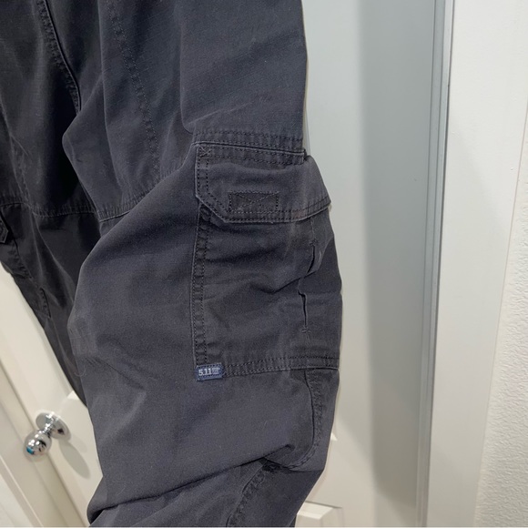 511 TACTICAL SERIES Pants Men's Size 40 x 30 7-Pockets 5.11 Black - Picture 3 of 4